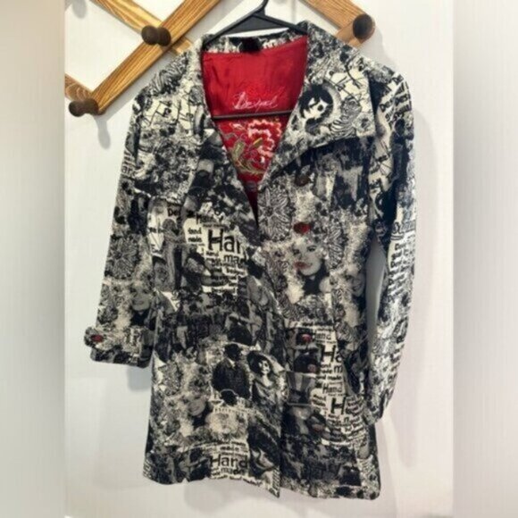 RARE - VINTAGE Desigual Black and White Graphic Women's Coat - Picture 1 of 16